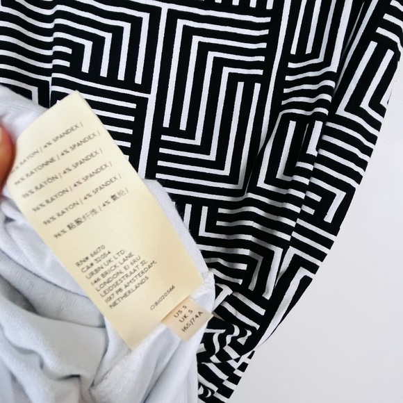 Anthropologie square print black and white Full stretchy Skirt size S - Picture 5 of 8